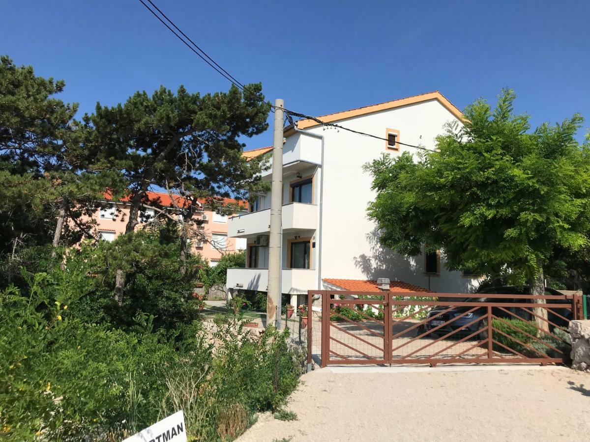 Apartments Lena Baška Esterno foto