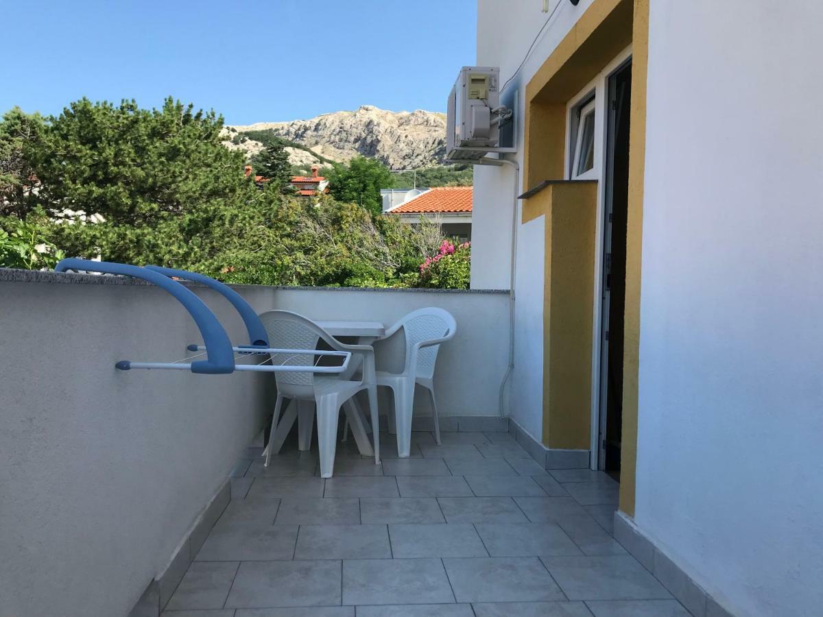 Apartments Lena Baška Esterno foto